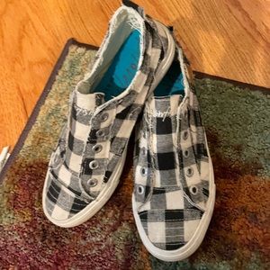 BLOWFISH SHOES